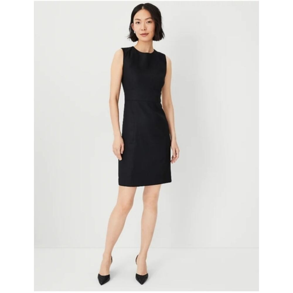 Ann Taylor Women's Black Virgin Wool Sleeveless Sheath Dress Size 10P